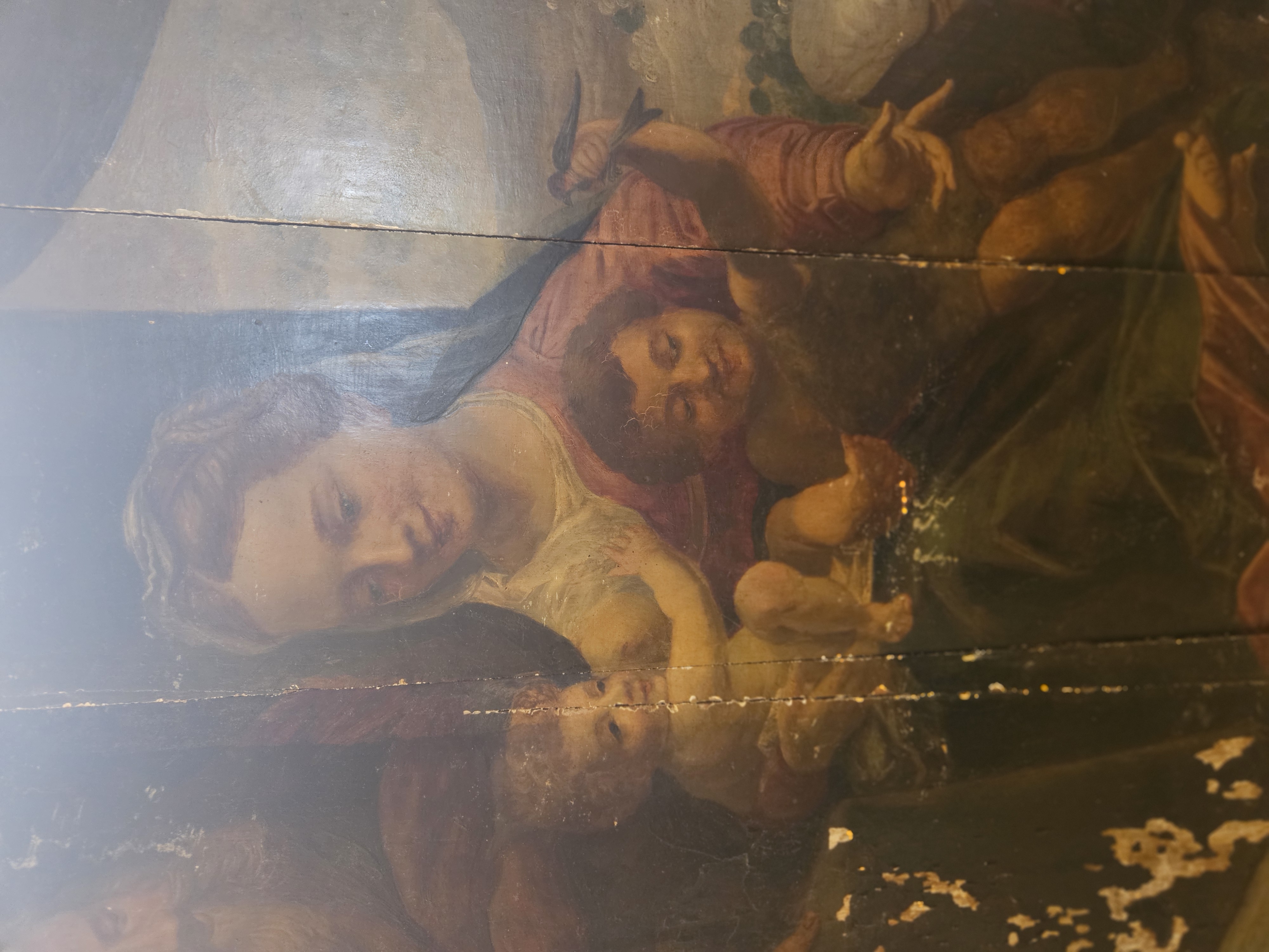Peinture ancienne représentant deux figures réunies dans une scène sombre